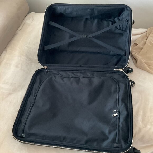 Gucci Black Azalea GG Canvas Supreme Rolling Trolley Luggage - Picture 9 of 12